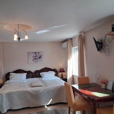 Close To Vilnius Business Center Apartment Exterior photo